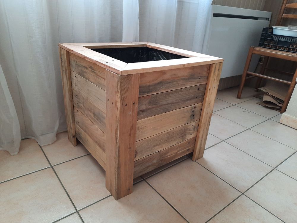 Jardini�re carr�e en bois 50x50x50 49 Berni�res-sur-Mer (14)