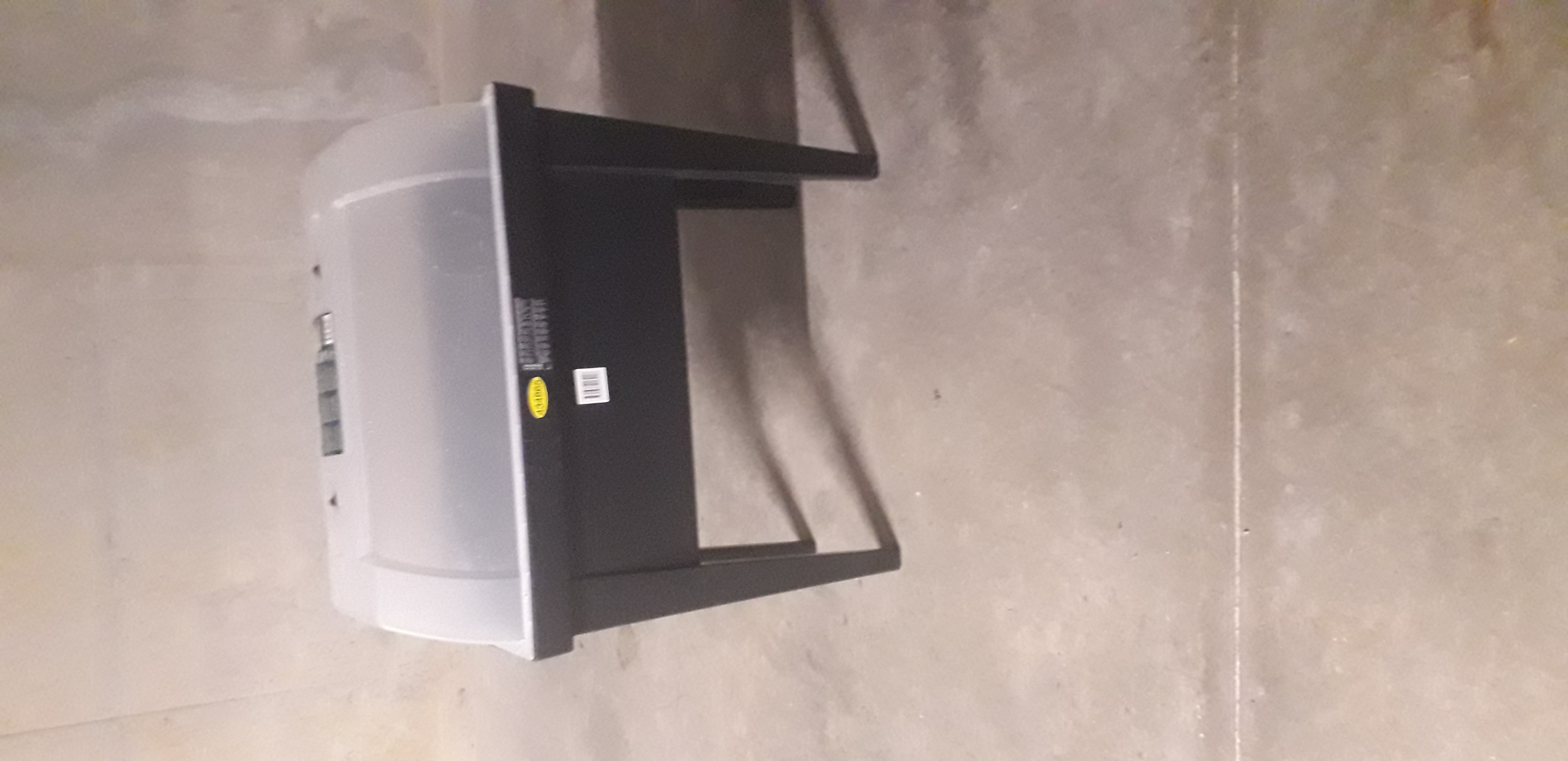 JARDINIERE POUR BALCON 38 La Verpilli�re (38)