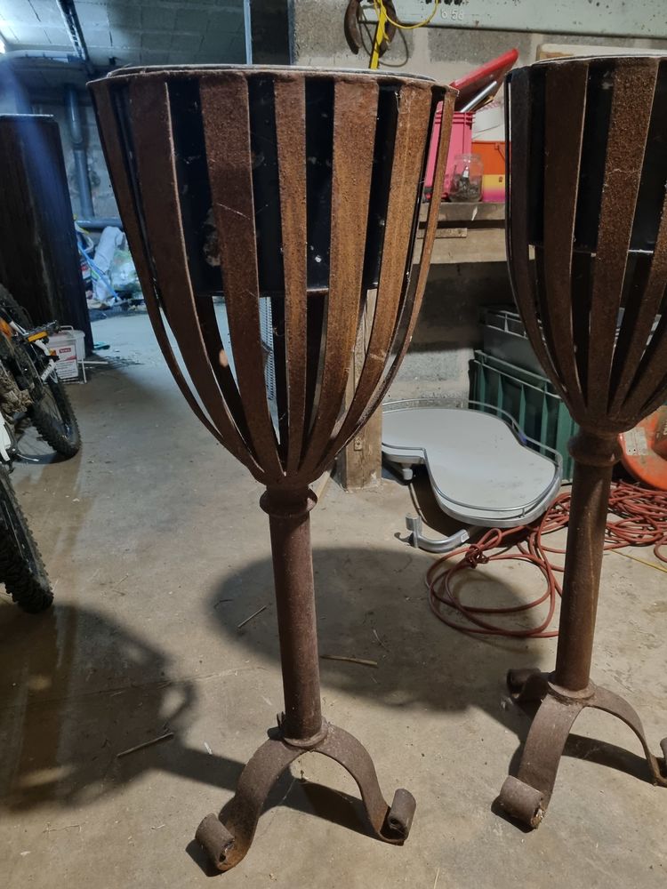 Jardinieres sur pieds 1 Saint-Quentin-la-Motte-Croix-au-Bailly (80)