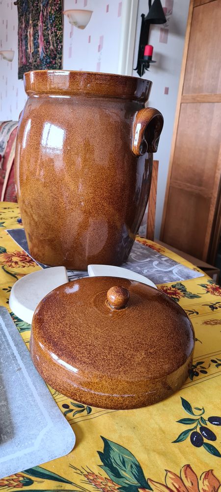 JARRE A CHOUCROUTE 30 Ch�lons-en-Champagne (51)