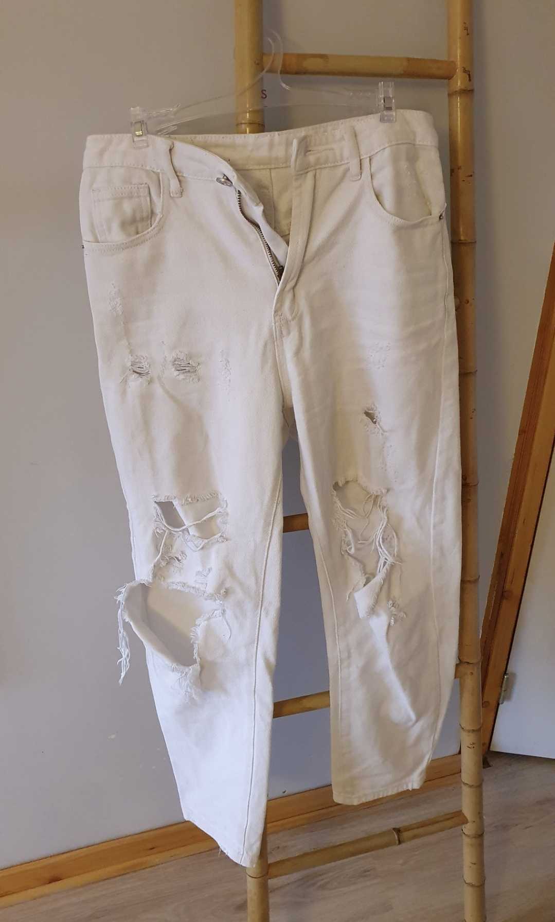 Jean blanc trou� Shein S 5 Monistrol-sur-Loire (43)