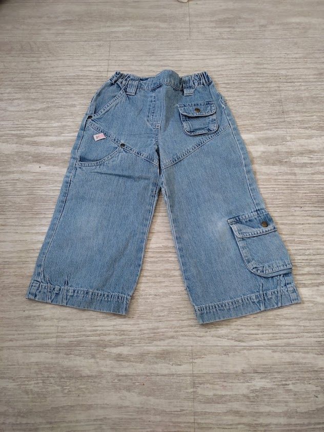 F 9 E (23) - 5 ans - Jean bleu  O'Kids  2 Paris 13 (75)