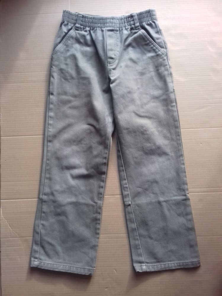 Jean coton kaki - 8 ans 3 Semoy (45)