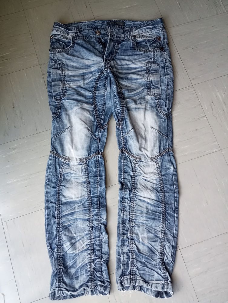 jean's d�lav� K et M 12 Toul (54)