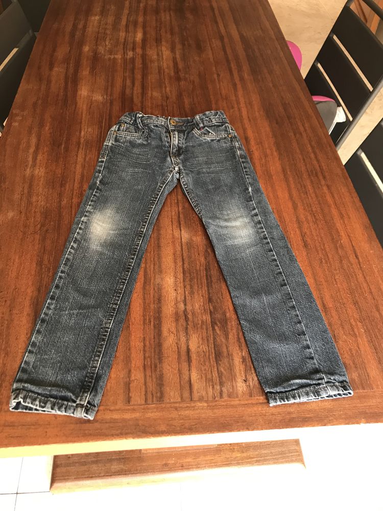 Jean enfant gar�on   Tape � l' oeil   5 Saleilles (66)