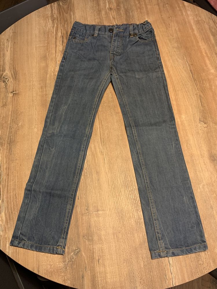 Jean enfant gar�on �� Tape � l ?il � 5 Saleilles (66)