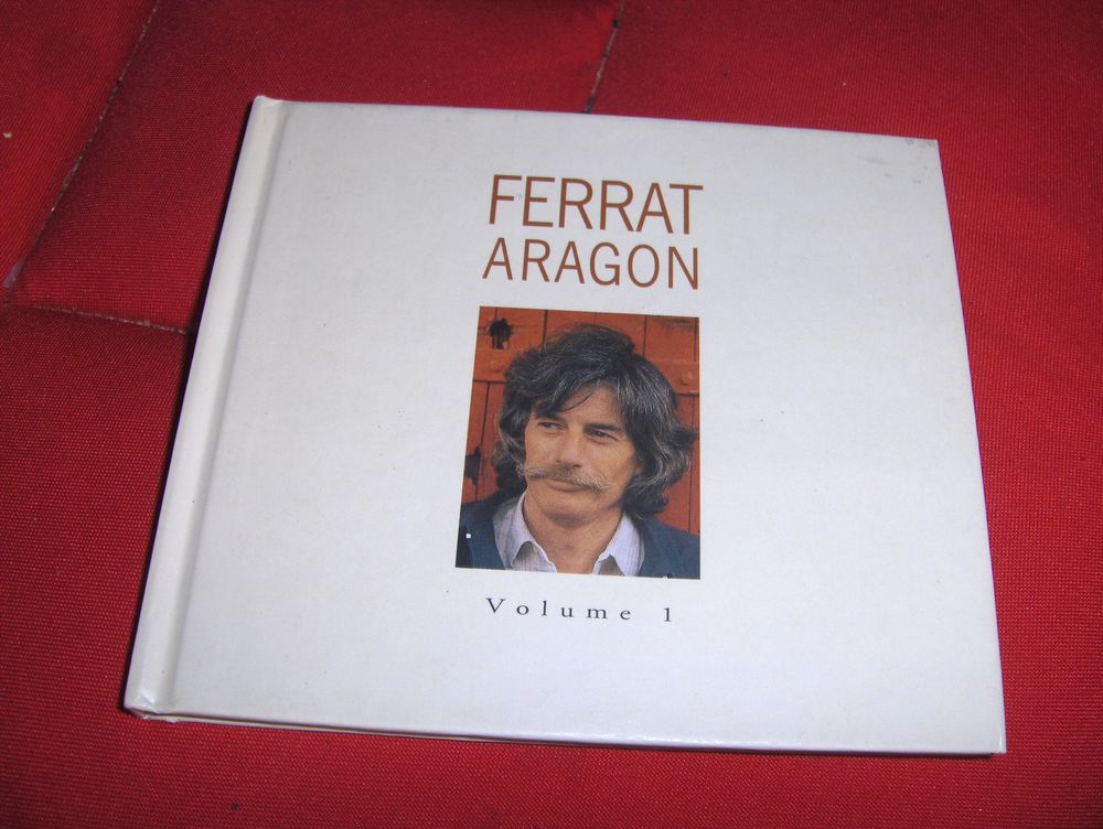 CD Jean  FERRAT  avec livret 5 Sauchy-Cauchy (62)