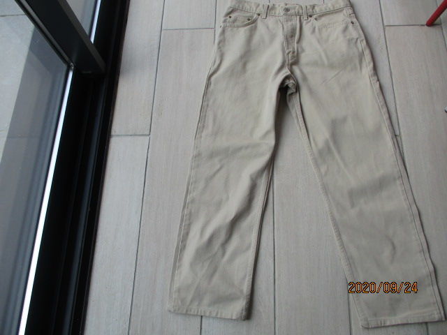 jean homme 12 Castres (81)