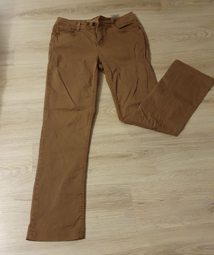 Jean marron Yessica M 5 Monistrol-sur-Loire (43)