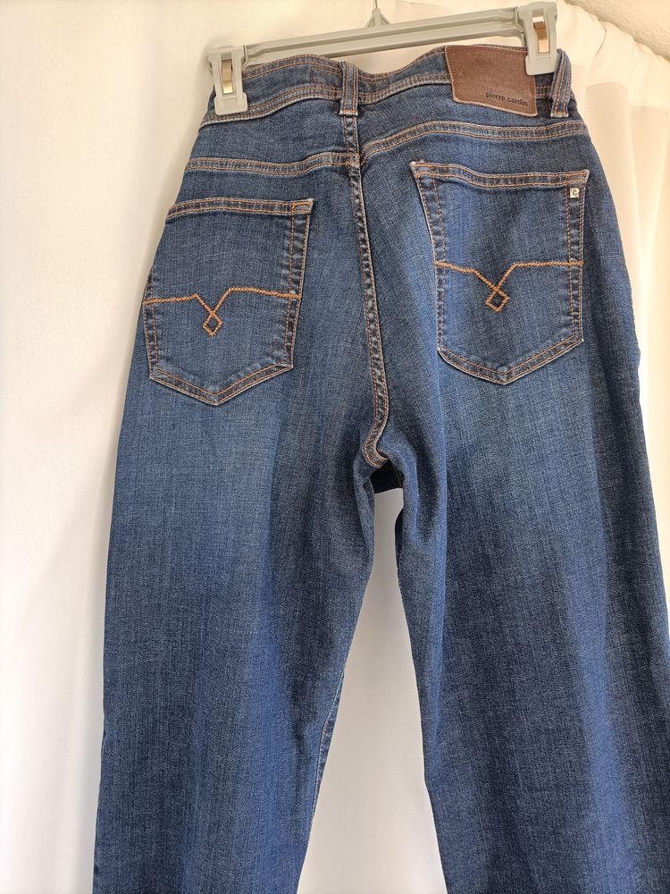 Jean Pierre Cardin Deauville homme, coupe droite, �tat comme 25 Nice (06)