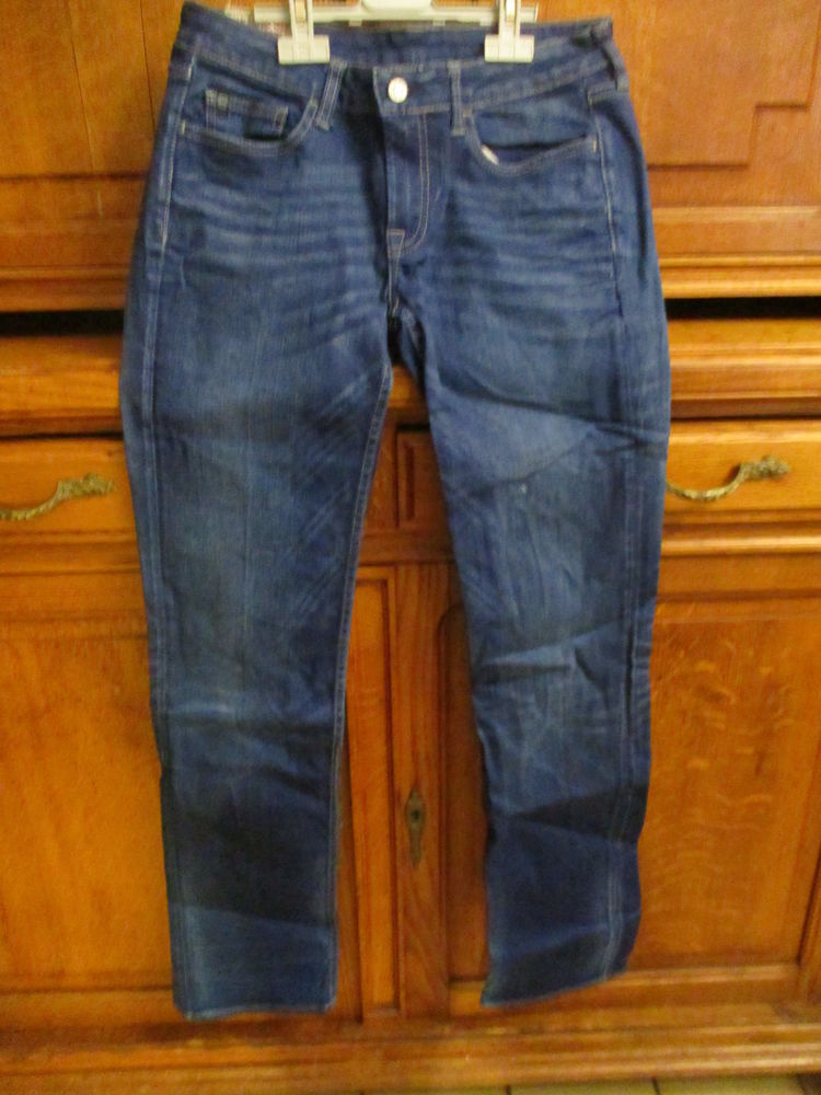 lot de 2 jeans bleu ou noir et un pantalon en toile gris 0 Mérignies (59)
