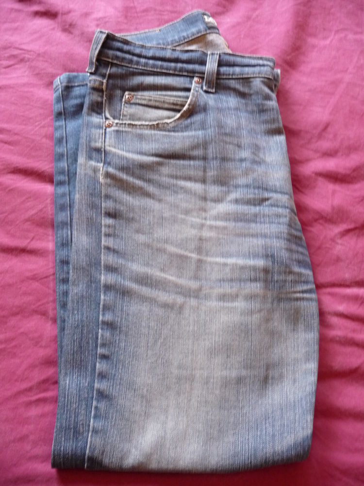 Jeans bleu  Lee  taille M Lee ? Taille M
10 Mouvaux (59)