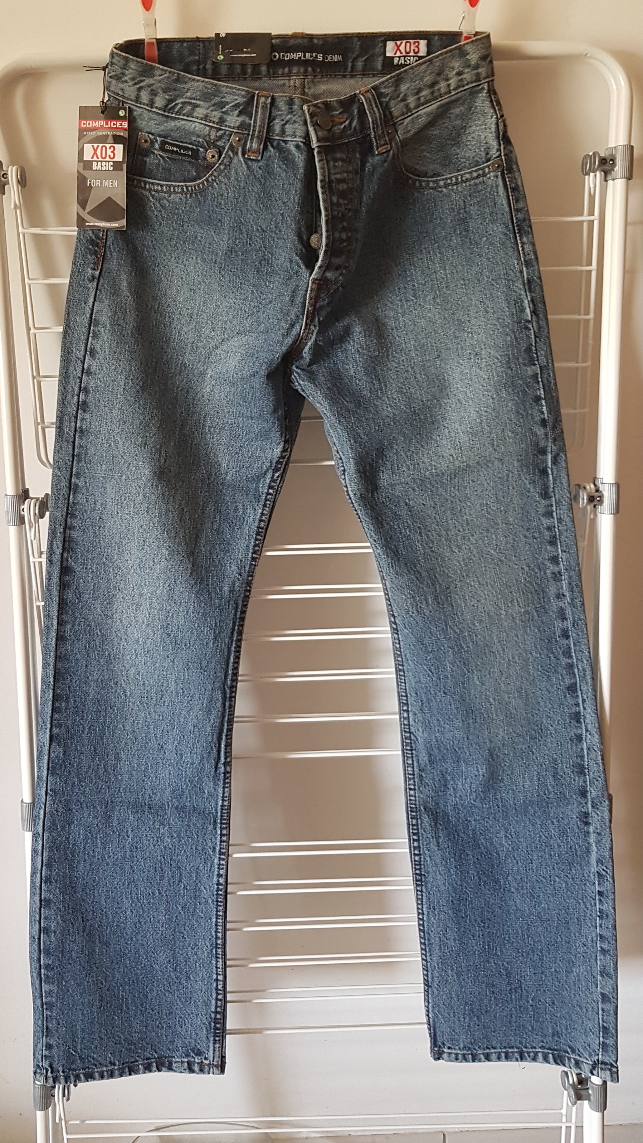 Jeans Complices neuf
15 Saint-Rogatien (17)