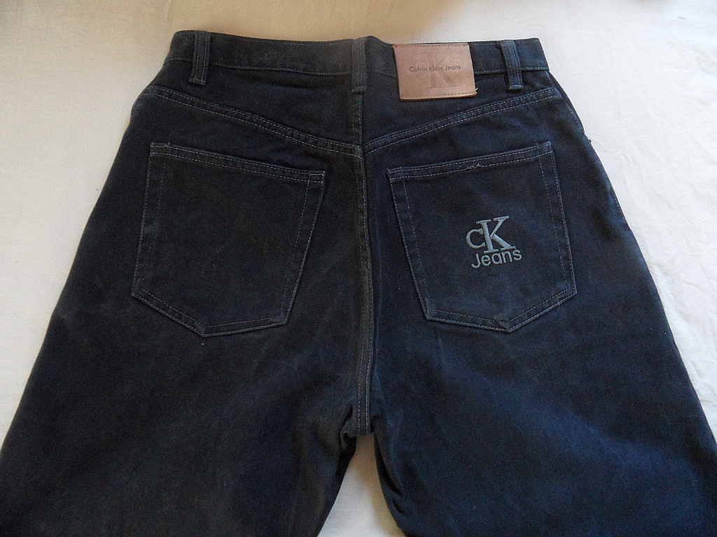 Jeans noir Calvin Klein 40 Bras (83)