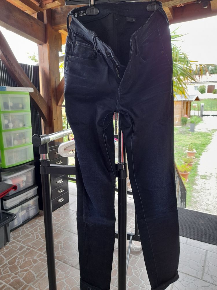 Jeans G-Star M 
24 Condom (32)