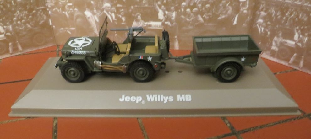 * 1/43 ème : Jeep Willys et sa remorque, état neuf en boîte/ 10 Bernières-sur-Mer (14)