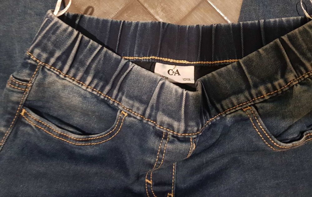 Jegging C&A 10 ans 4 Sciez (74)