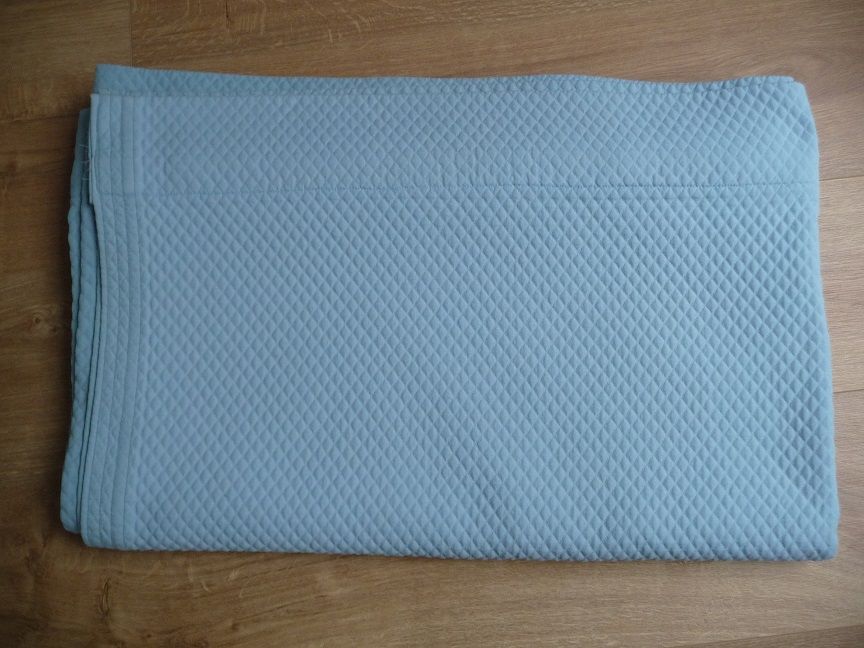 Jet� de canap� ou lit Grandes Dimensions - Quasiment Neuf 30 Celles-sur-Belle (79)