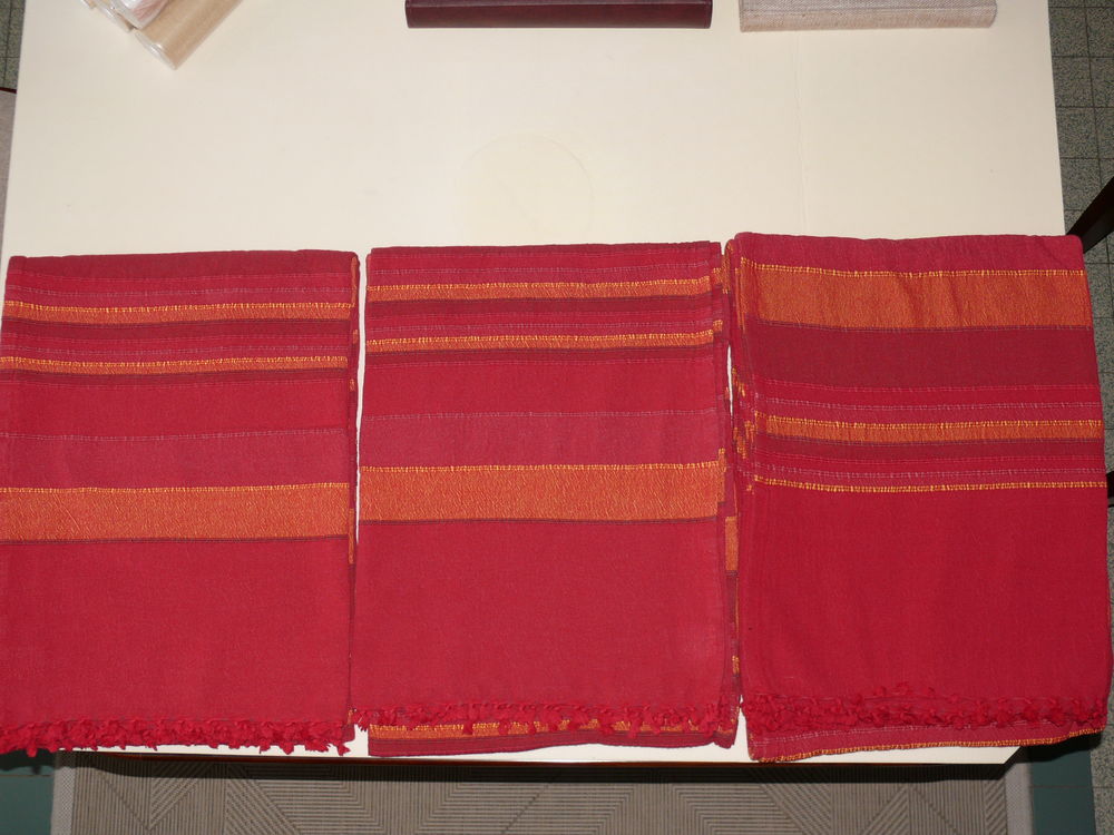 Jet�s de canap� ou dessus-de-lit 30 Saintes (17)