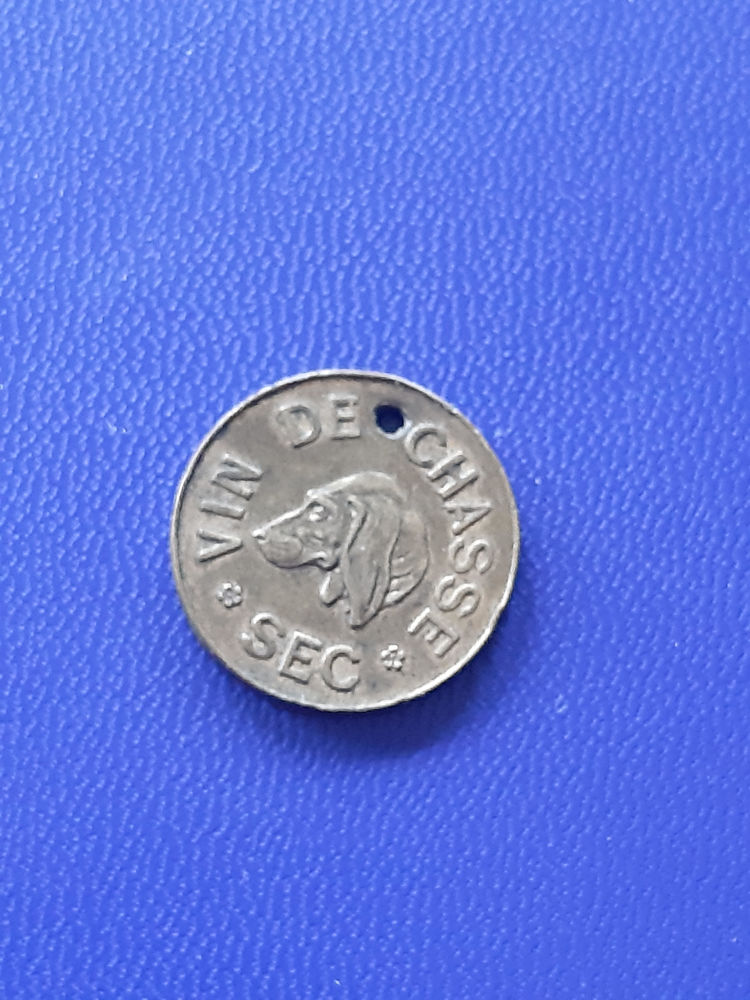 jeton Champagne Reims Benoit avec chien 25 Prats-de-Mollo-la-Preste (66)