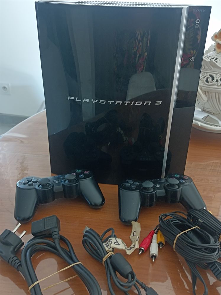 PS3 + 11 JEUX + ACCESSOIRES 100 Ch�bons (38)