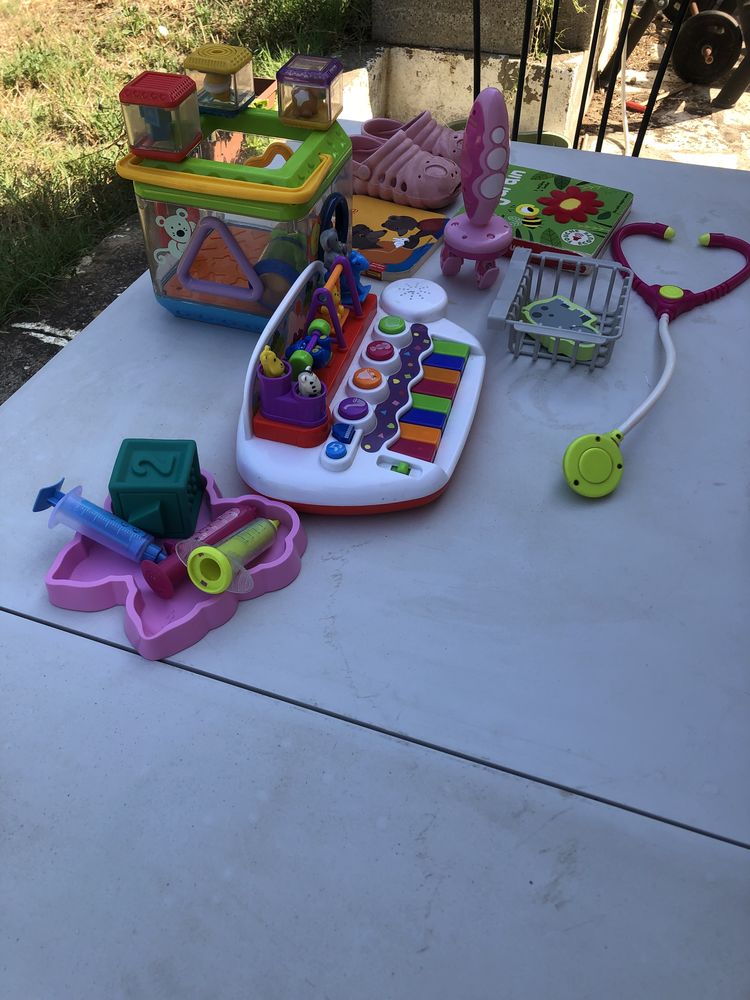 Jeux enfants + crocs 12 Montpellier (34)