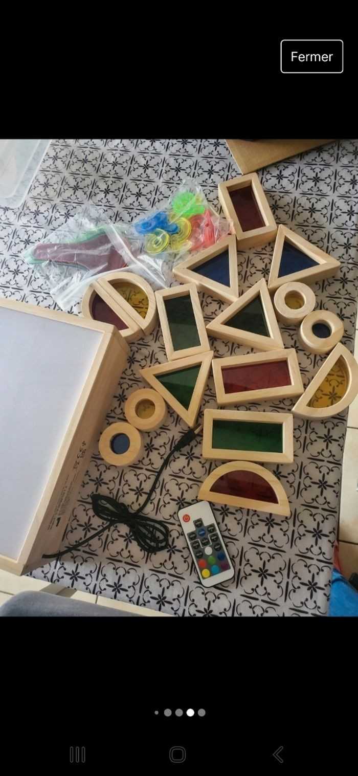 jeux lumi�re en bois 40 Malestroit (56)