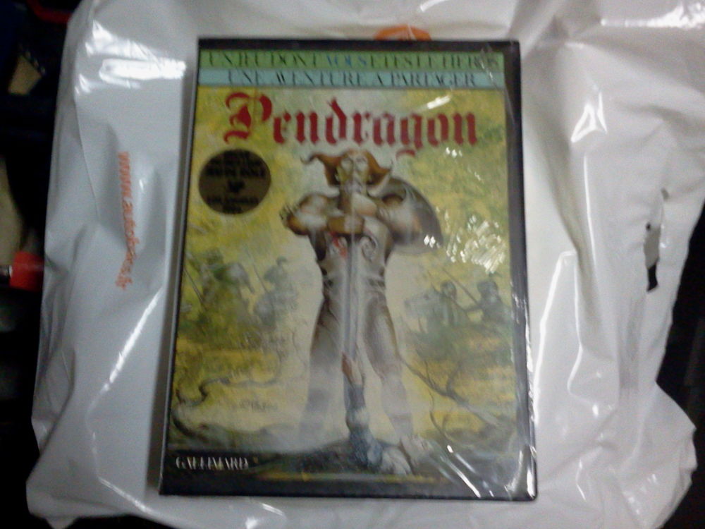 Jeux  Pendragon . USA. 25 Paris 15 (75)
