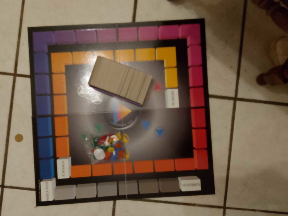 jeux soci�t� intuition 14 Roujan (34)