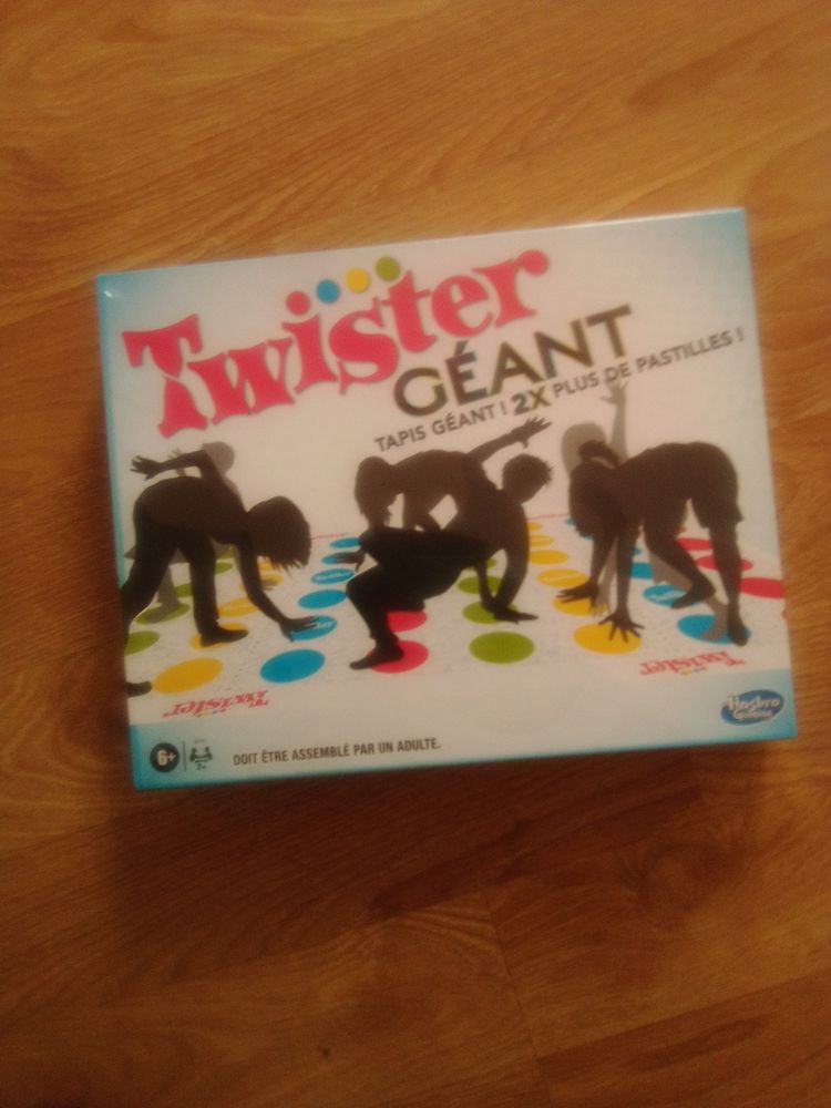 jeux de soci�t� twister g�ant 30 Marseille 2 (13)