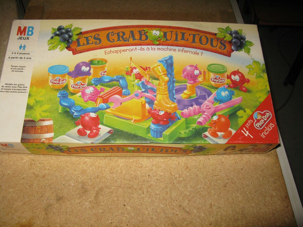 Jeux de soci�t� 5 Issou (78)