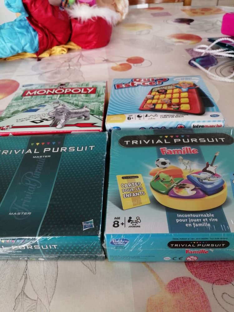 Jeux de soci�t�s 10 Les Ponts-de-C� (49)