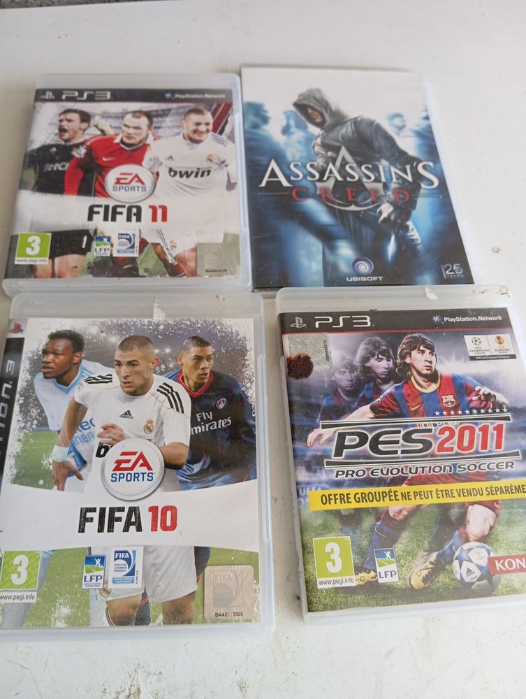 4 JEUX VIDEO PS3 10 Sisteron (04)