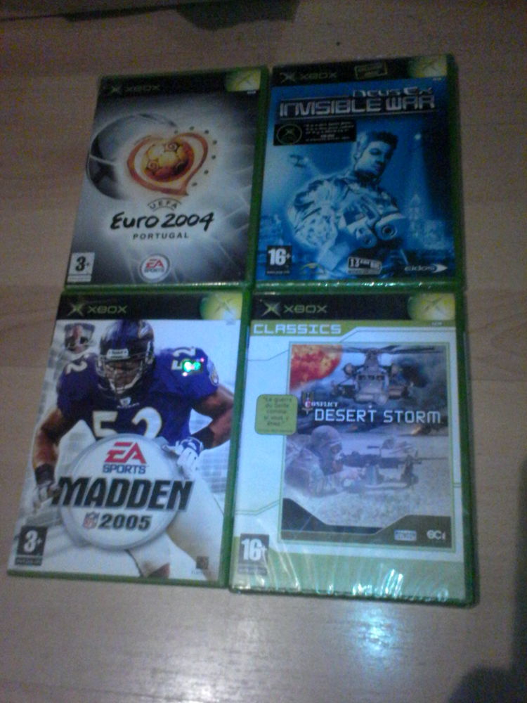  4 jeux de XBOX 
25 Montreuil-aux-Lions (02)