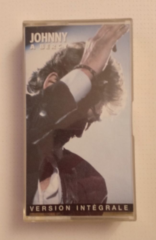 VHS Johnny � Bercy version int�grale 5 Courbevoie (92)