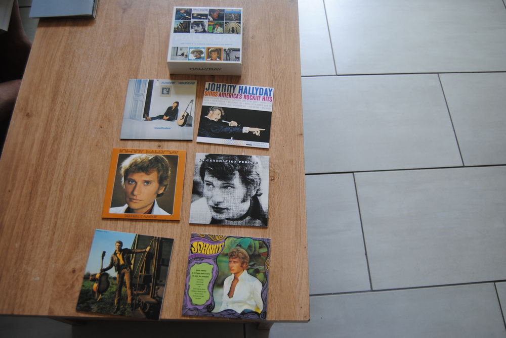 cd johnny hallyday 50 M�rignac (33)