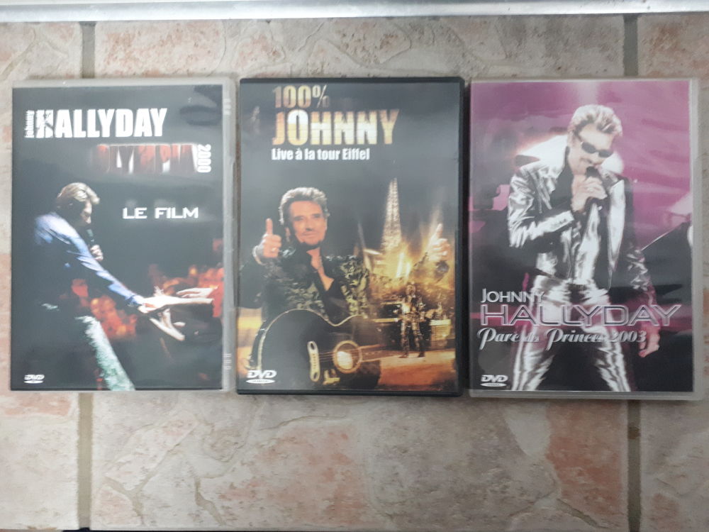 3 DVD de Johnny Hallyday 1 Montigny-Lencoup (77)