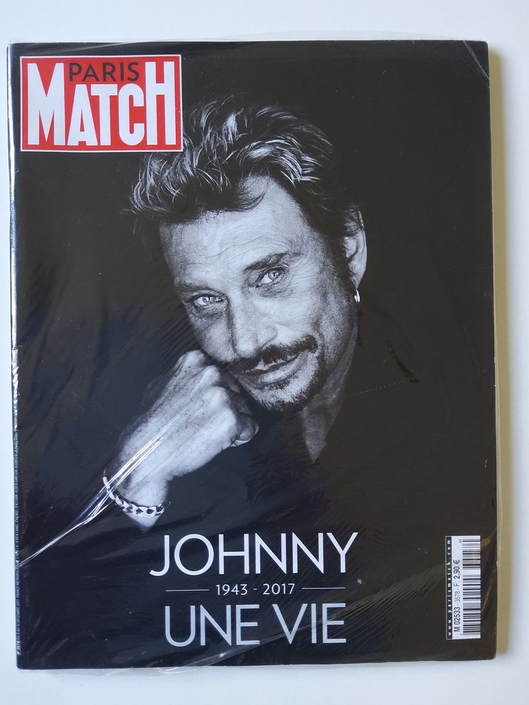 JOHNNY Paris Match 1943 - 2017 5 Saint-Bonnet-les-Oules (42)