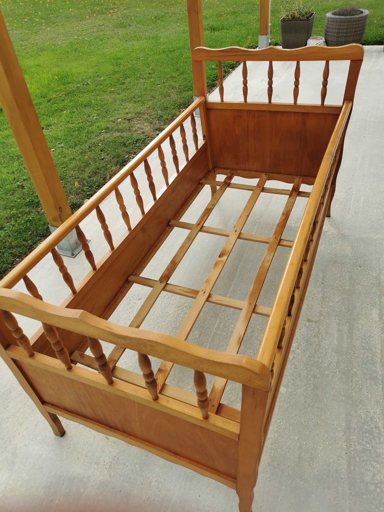 Joli lit b�b� sapin 60X140 30 Vernouillet (28)