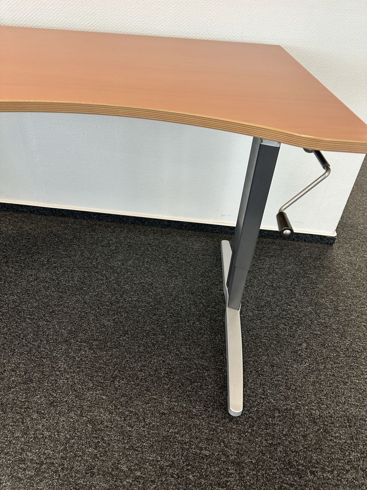 Joli bureau haut de gamme r�glable 79 Metz (57)