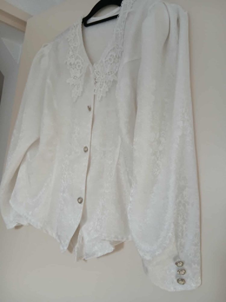   Joli corsage spencer satin blanc et dentelle N� 1417 10 Beaune (21)