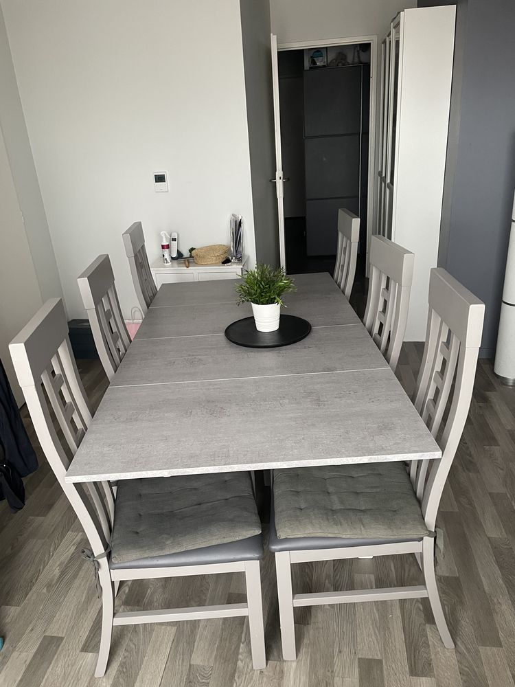 joli ensemble table et chaises salle � manger 150 Bondoufle (91)
