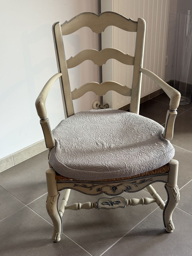 Joli fauteuil 170 Sarrians (84)