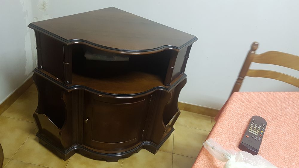 Joli meuble en tres bon �tat. 100 Villemomble (93)