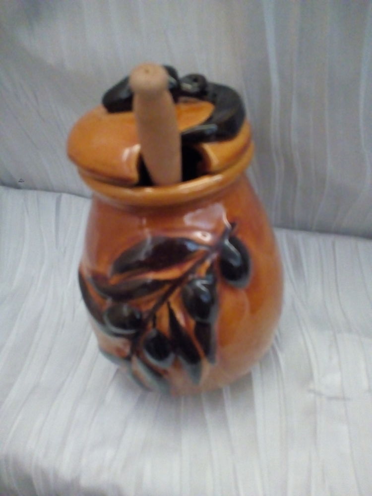 Joli Pot � olives - en c�ramique couleur caramel 10 Savigny-sur-Orge (91)