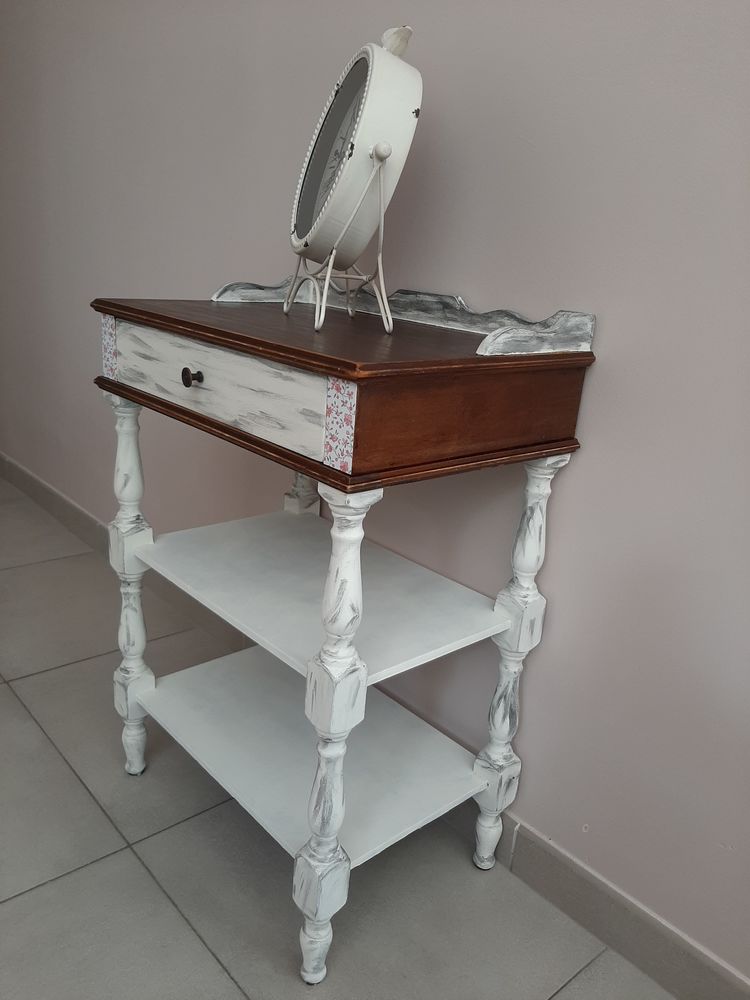 Joli petit meuble 75 La Glacerie (50)