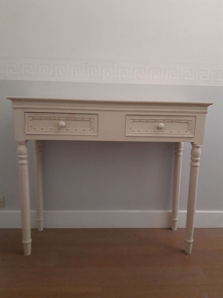 joli petit meuble d'entr�e 70 La Chapelle-Basse-Mer (44)