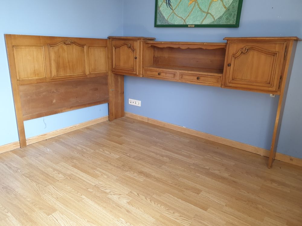 Joli pont de lit ancien en bois massif (orme ?) 50 Chalo-Saint-Mars (91)