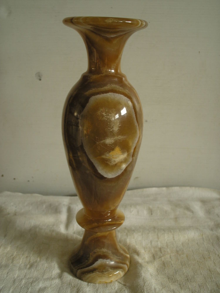   JOLI VASE EN MARBRE 10 Le Tremblay-sur-Mauldre (78)