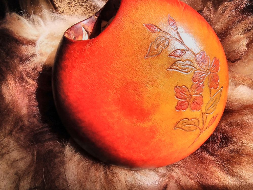 Joli vase en pl�tre 10 Saint-Bonnet-sur-Gironde (17)